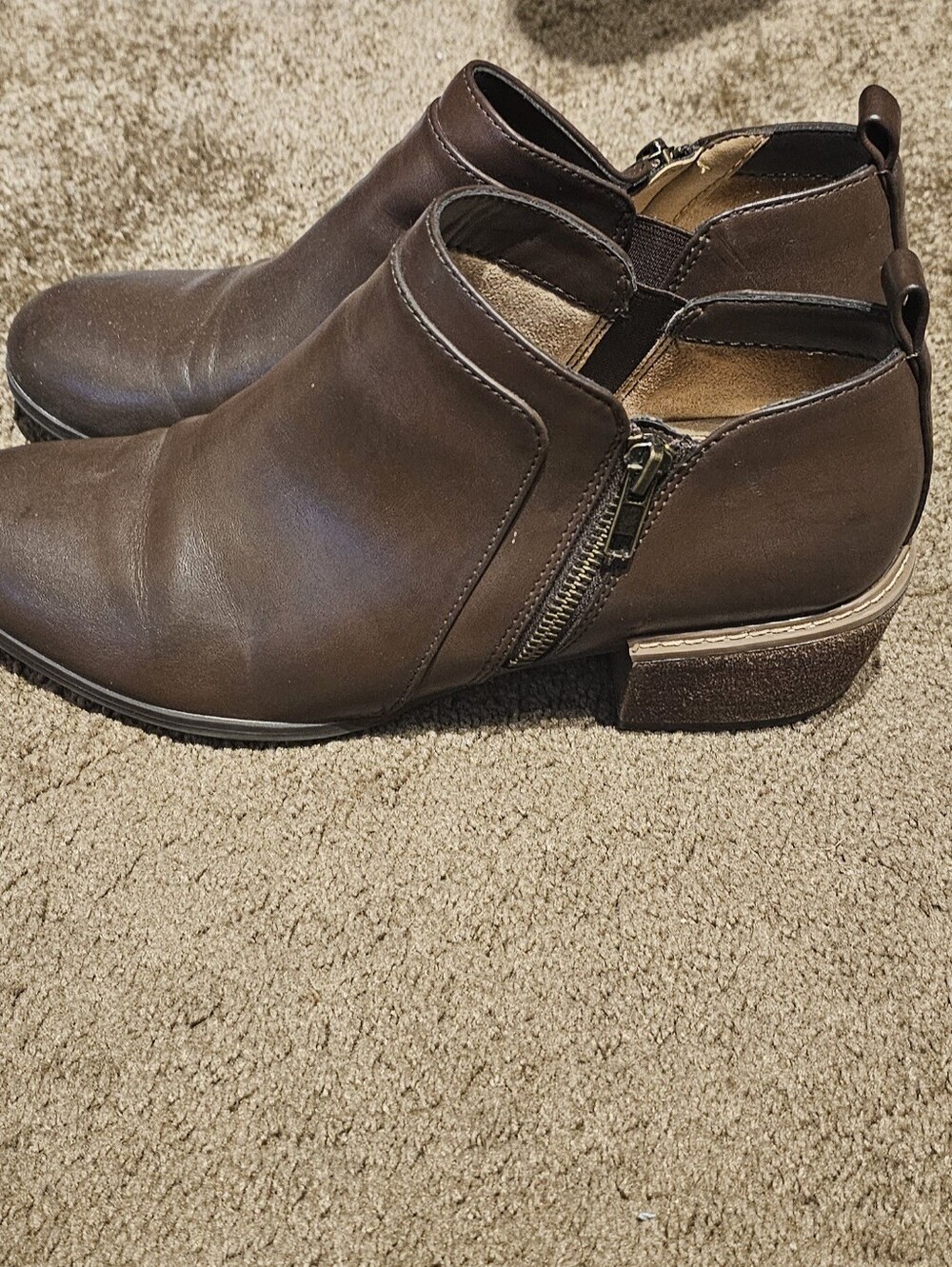 SOUL Naturalizer Brown Leather Ankle Boots with Side Zipper
